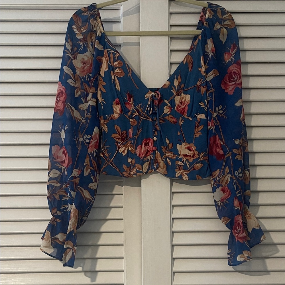 Urban Outfitters Floral Blue and Pink Women's Top